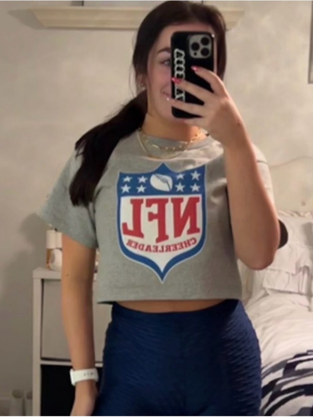 Champion NFL cheerleader cropped tee